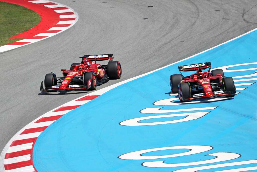 sainz e leclerc in lotta